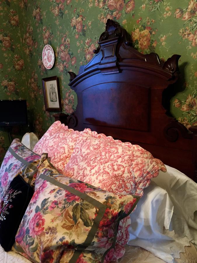 Annie Wiggins Guest House Галена Экстерьер фото